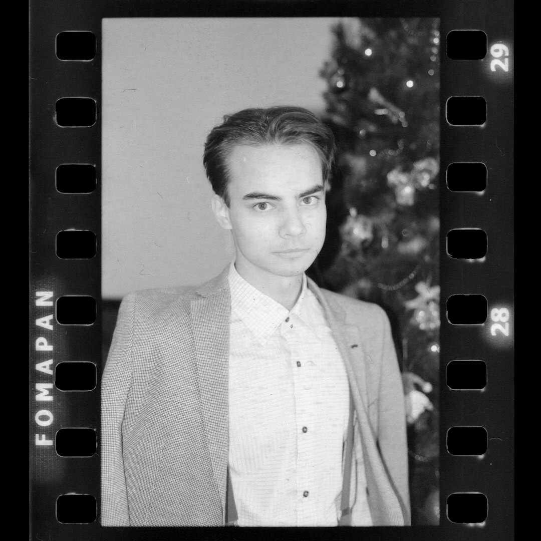 Portrait of a Croatian male photo editor
